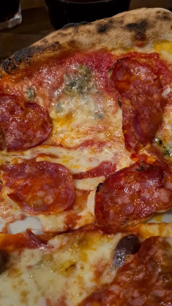 Rossofuoco Pizzeria_Erlangen_slider_image_2