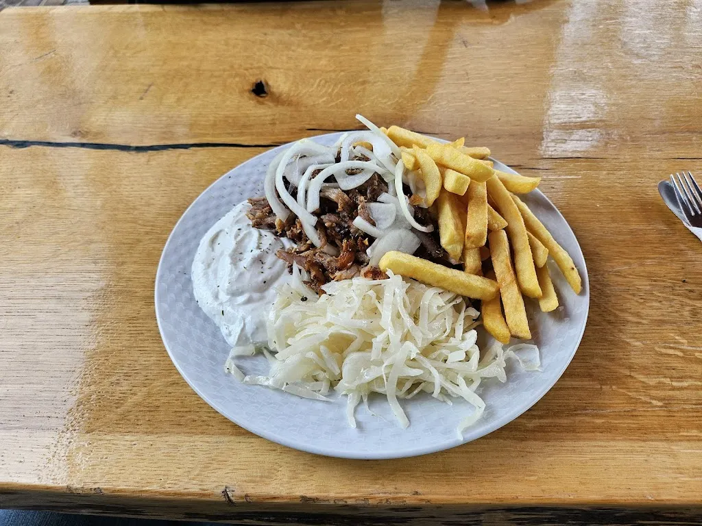 Rhodes Grill_Altenkirchen_slider_image_2