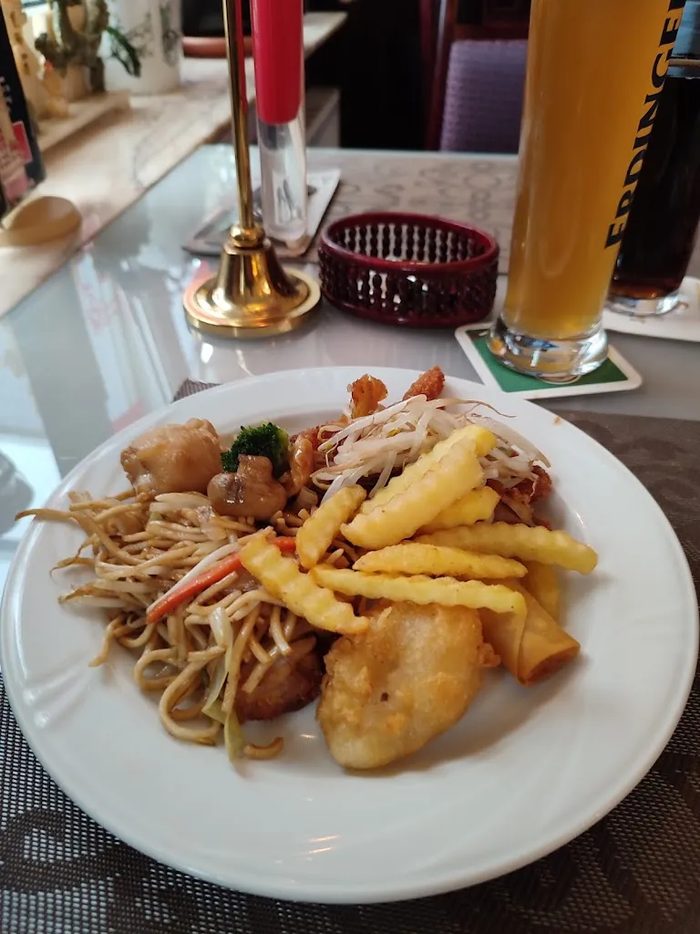 Guido Schmitz_Lotus Restaurant_Altenkirchen_reseña