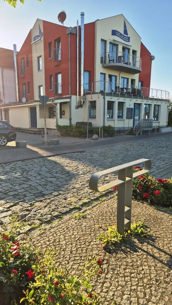 Sur La Mer restaurant in Barth