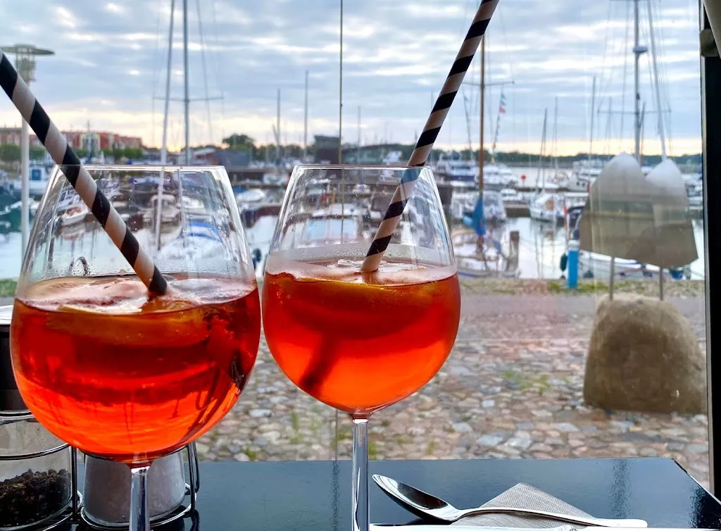 Menu_JULY Restaurant_Barth_image_2