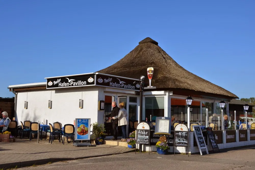 Gaststätte "Poeler Hafen Pavillon" restaurant in Poel