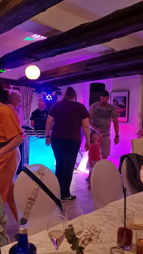 Gasthof & Pension Zum Fässchen_Plate_slider_image_2