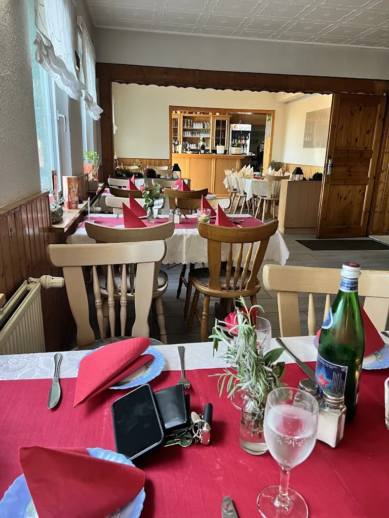 Yelena_Wirtshaus Am Rande_Neustadt-Glewe_review