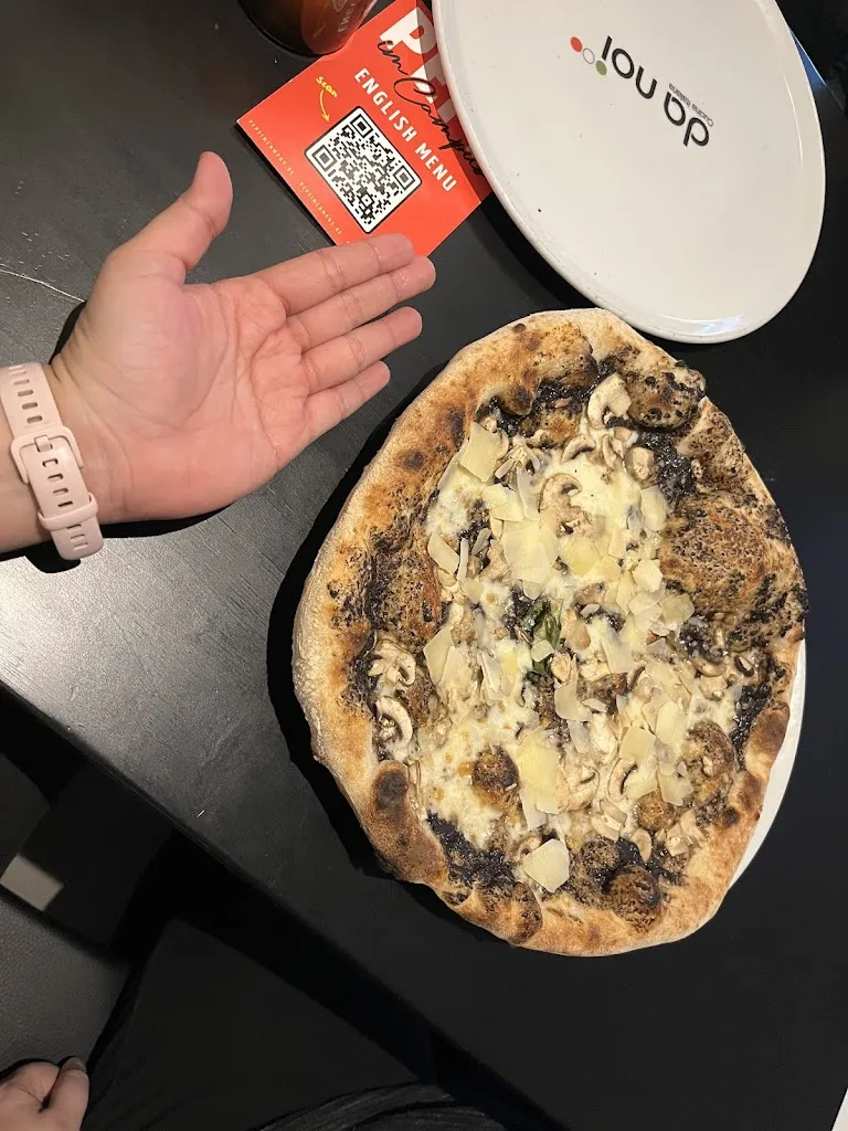 Siew Hui Fong_Pepe im Campus_Erlangen_review