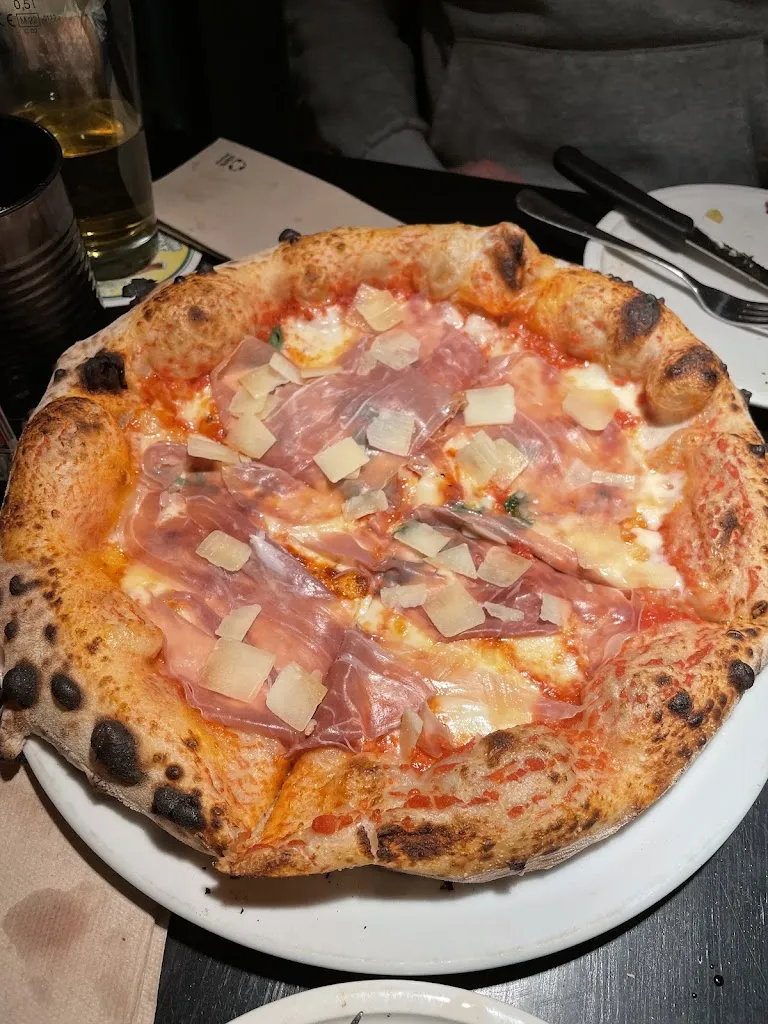 Ivana Stojilkovic Mucalov_Pepe im Campus_Erlangen_review