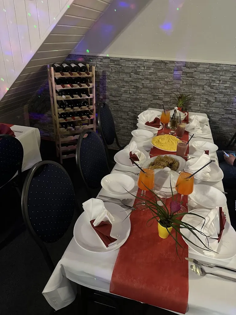 La mama Ani_Crivitz_slider_image_1