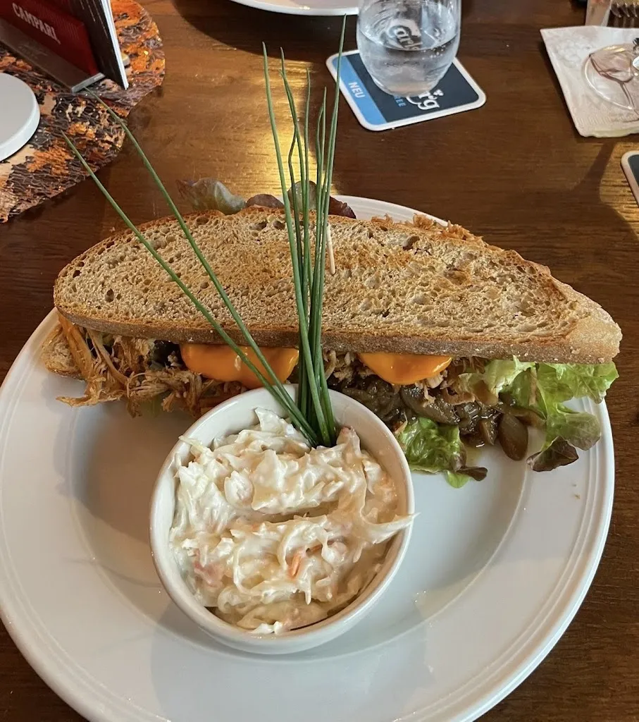 Christian Klein_NIX Bar & Lounge // Restaurant_Kühlungsborn_review