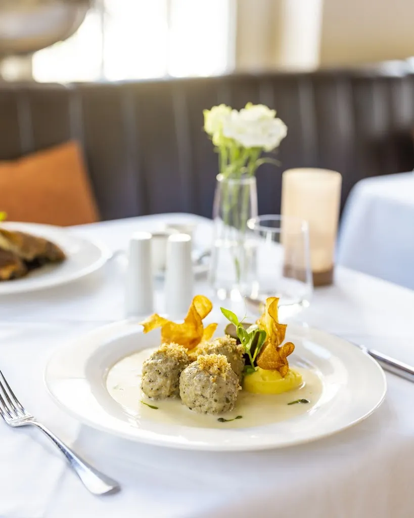 Fine Dining Restaurant Orangerie | Hotel IV Jahreszeiten Kühlungsborn_Kühlungsborn_slider_image_2