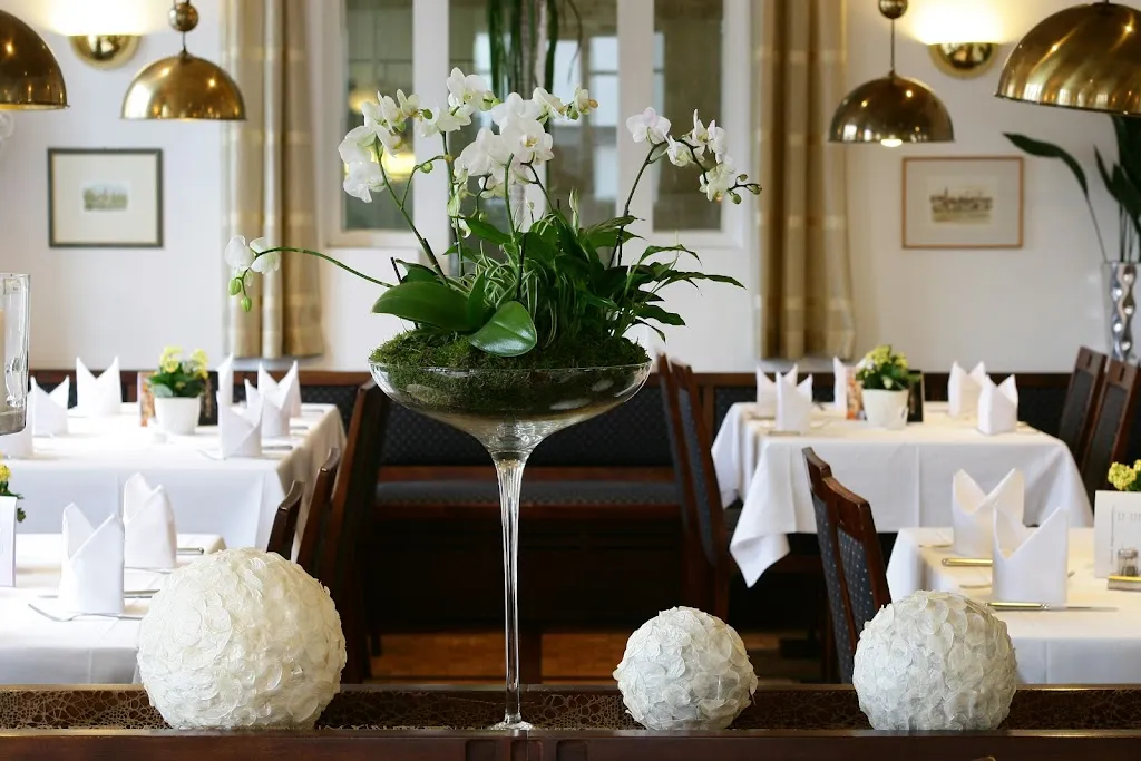 Gasthof Güthlein zur Einkehr restaurant in Erlangen