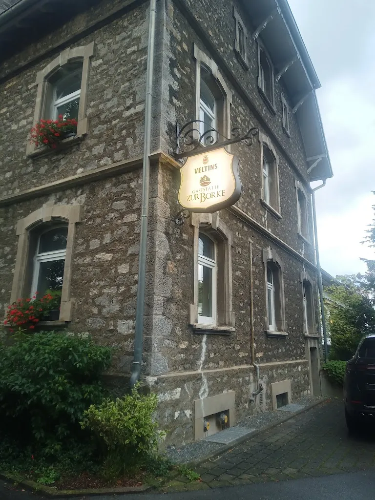 Ein Hesse unterwegs_Zur Borke_Neuenrade_review