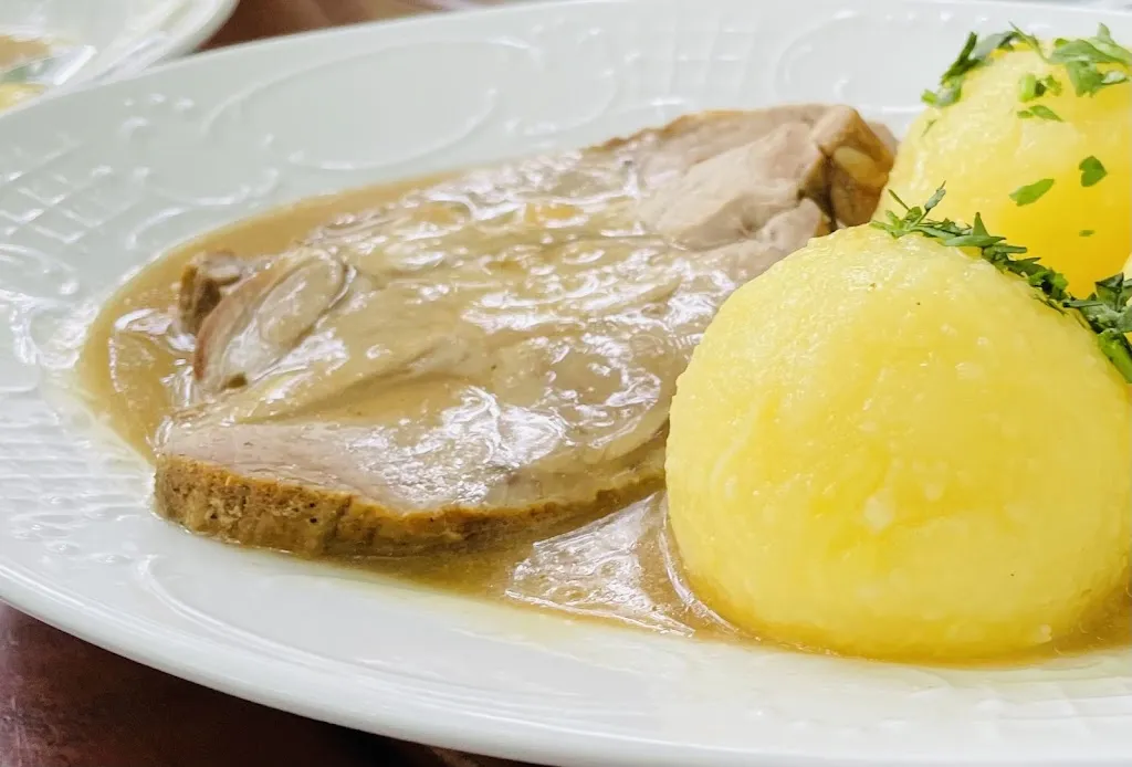 Arnest Rodrigo_Kaiser Wilhelm_Erlangen_review