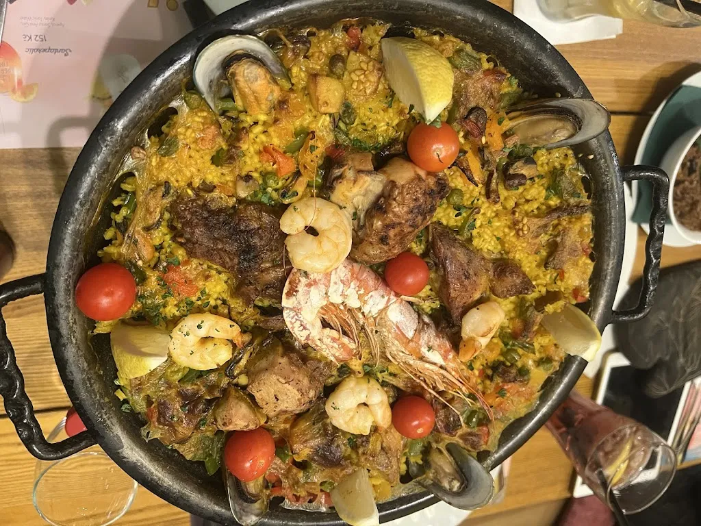 Mojtaba Firouz_Havana Restaurant_Czechia_review