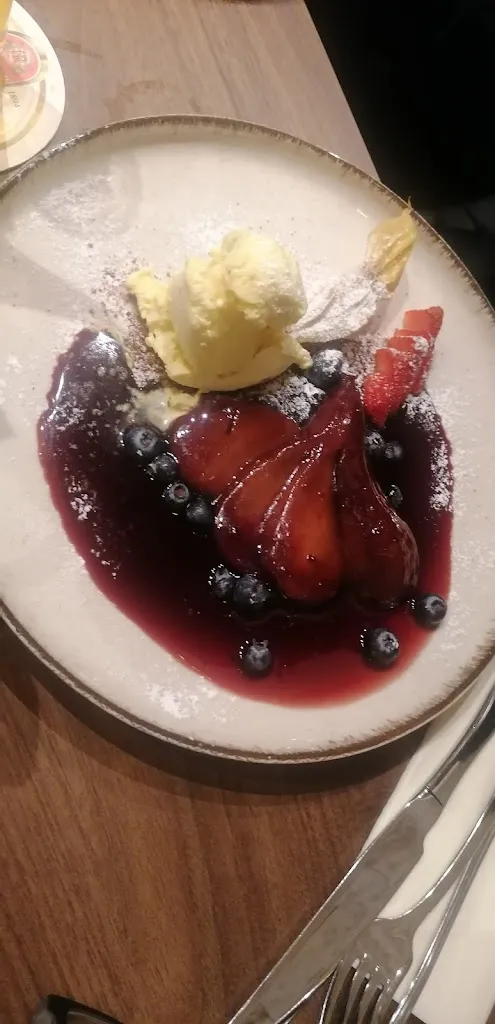 Brony Kellyebsworth_Mühlenhof_Brühl_recensione