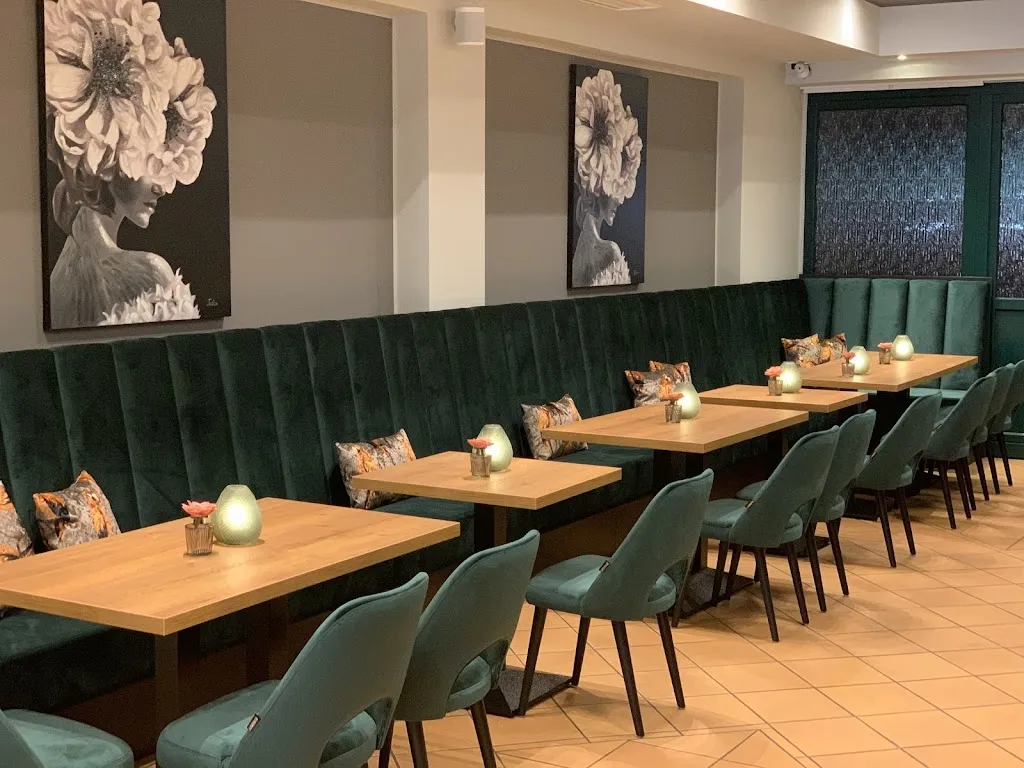 Brühler Hof Wine & Dine restaurant in Brühl