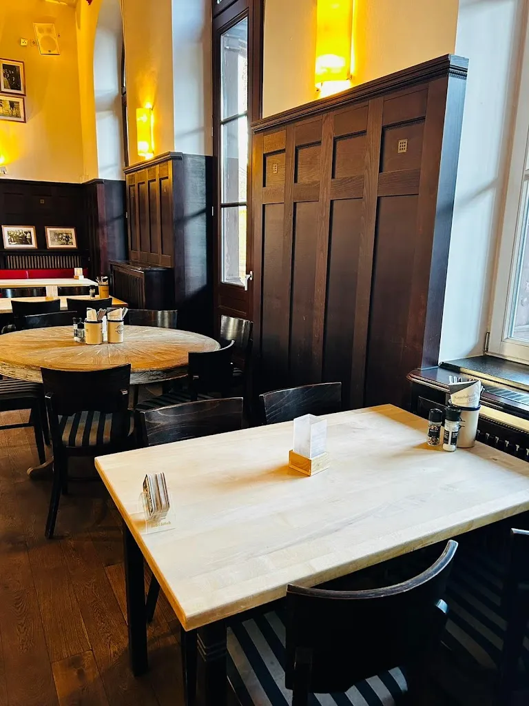 Kaiserbahnhof Brühl ristorante a Brühl