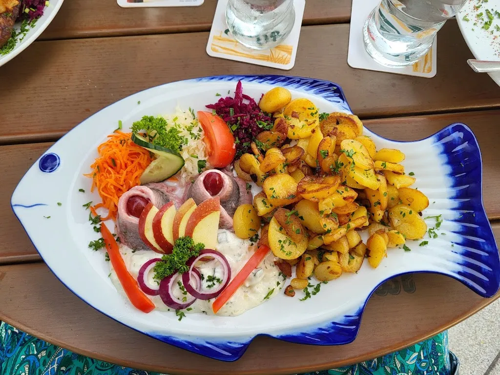 Bruno Birke_Sauziner Dorfkrug_Sauzin_review