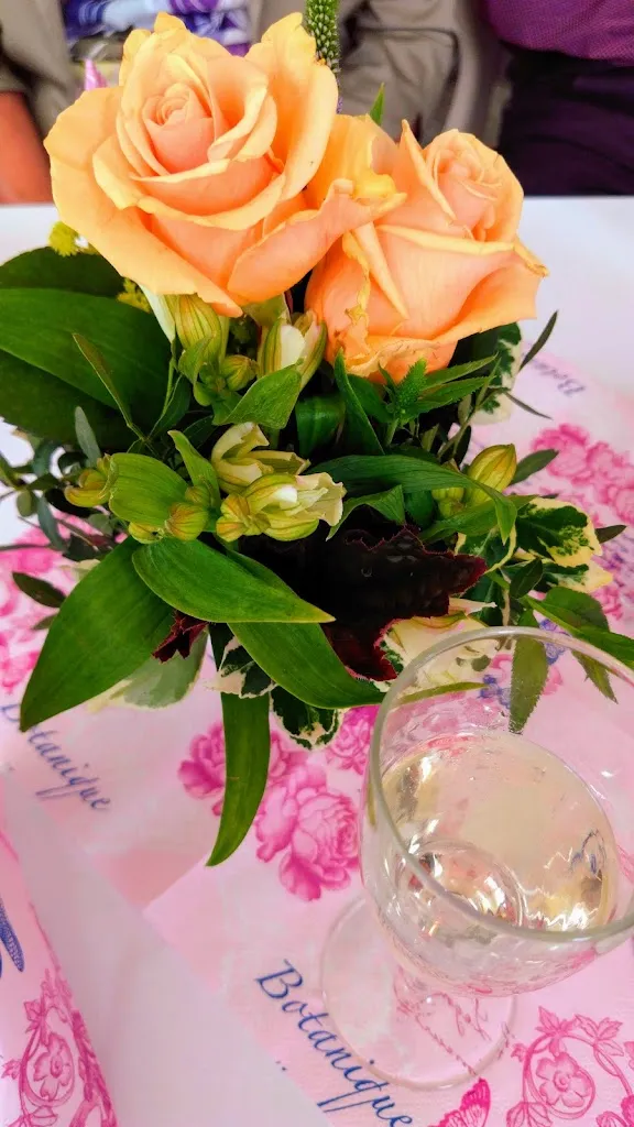 Hans-Jürgen Schmidt Gaststätte und Restaurant Seeschloß_Dargun_slider_image_3