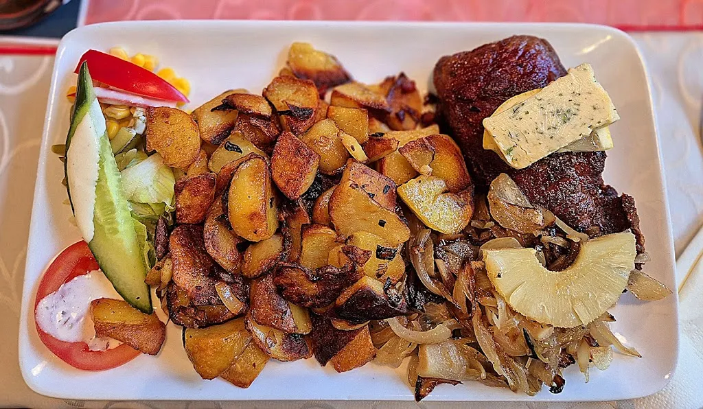 J R_Grillhus_Demmin_recensione