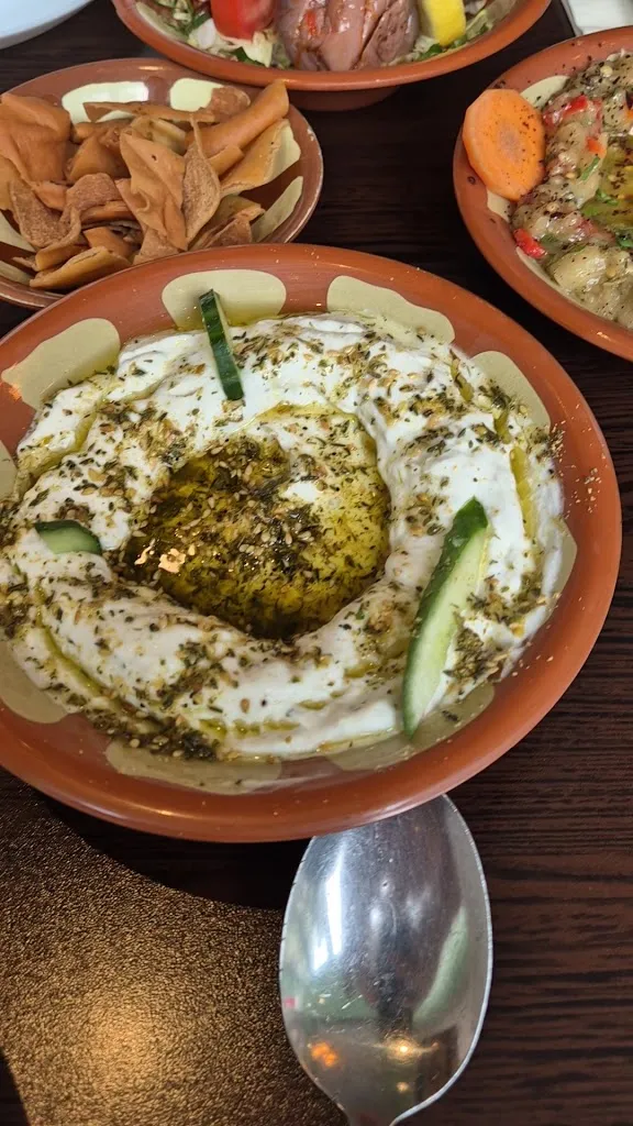 Aleppo Rose_Bonn_slider_image_2