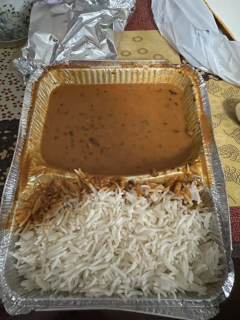 anushka takhi_Royal India Bonn Restaurant_Bonn_recensione