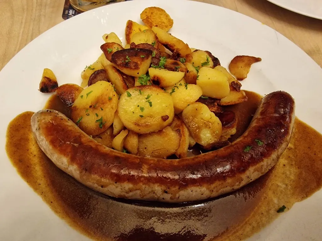 Chin Siew Ming_Em Höttche_Bonn_review