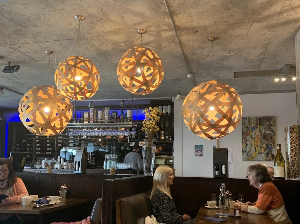 Lennons @ Visual_Ireland_slider_image_3