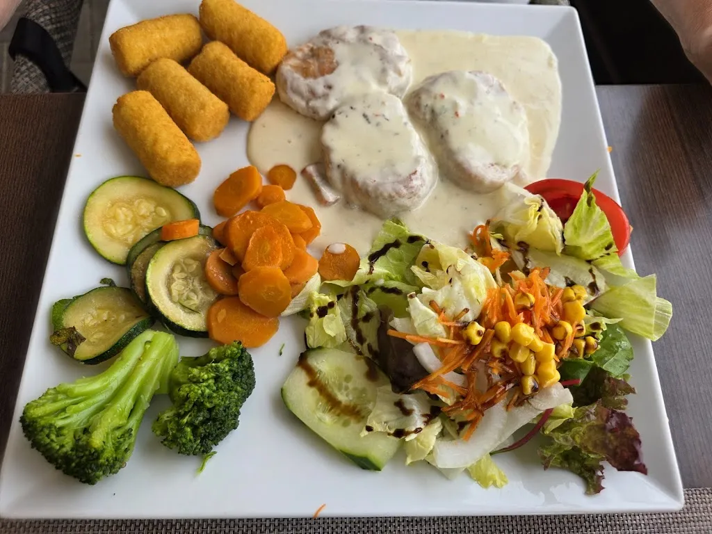 Ristorante ILPonte M.Mestria_Greifswald-Wieck_slider_image_3