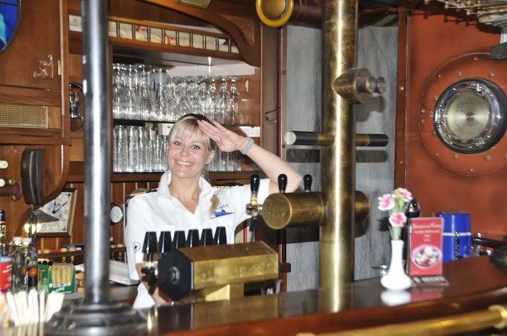 "U-Nautic" Restaurant & Pension restaurant in (Müritz)