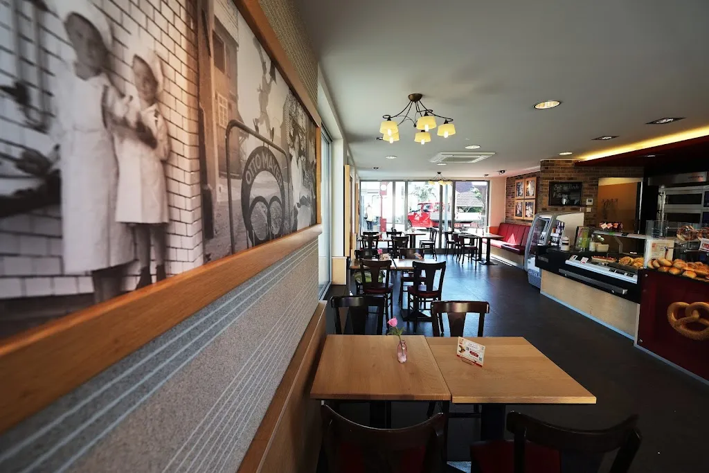 Café Bäcker Mayer Altenriet restaurant in Altenriet