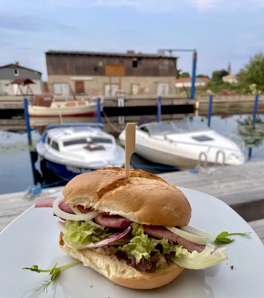 Menu_Hafenbar Eggesin - Restaurant & Camping - 2.Einfahrt - Direkt im Hafen, direkt am Wasser!_Eggesin_immagine_5