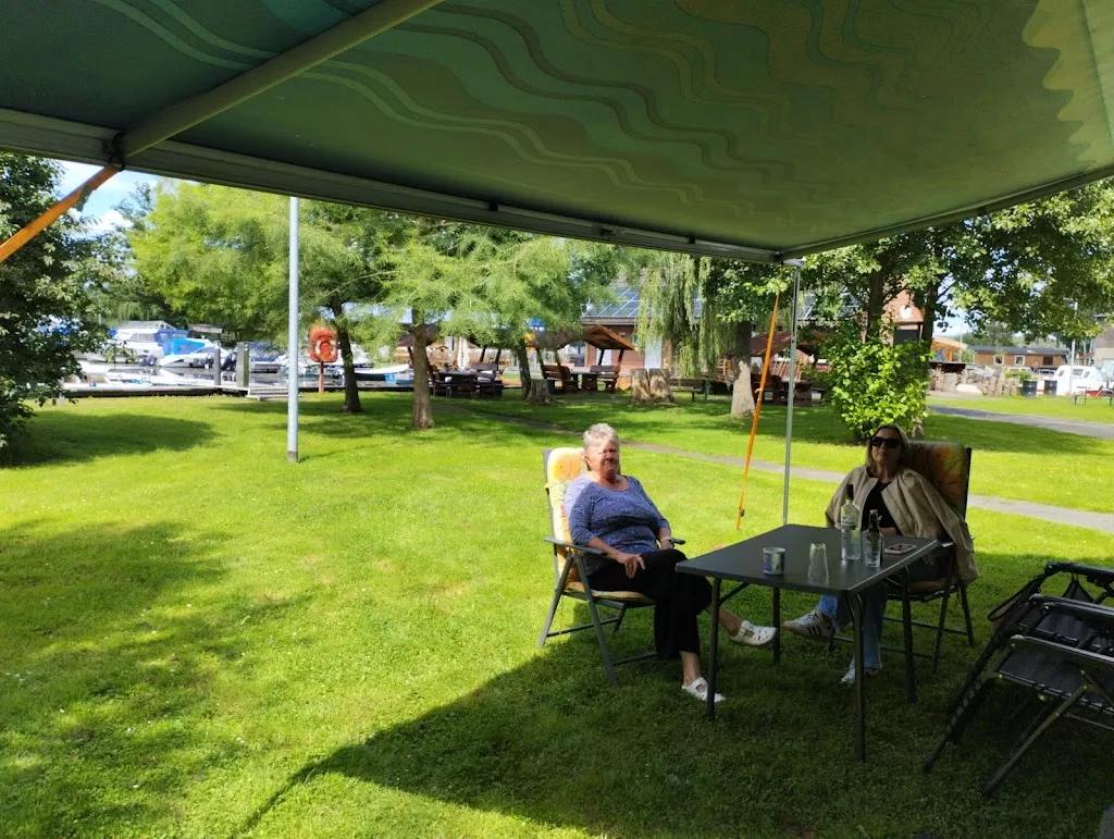 Gert Heckermann_Hafenbar Eggesin - Restaurant & Camping - 2.Einfahrt - Direkt im Hafen, direkt am Wasser!_Eggesin_review