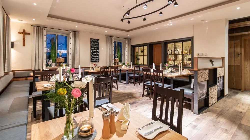 Landgasthof zum Adler_Fellheim_slider_image_1