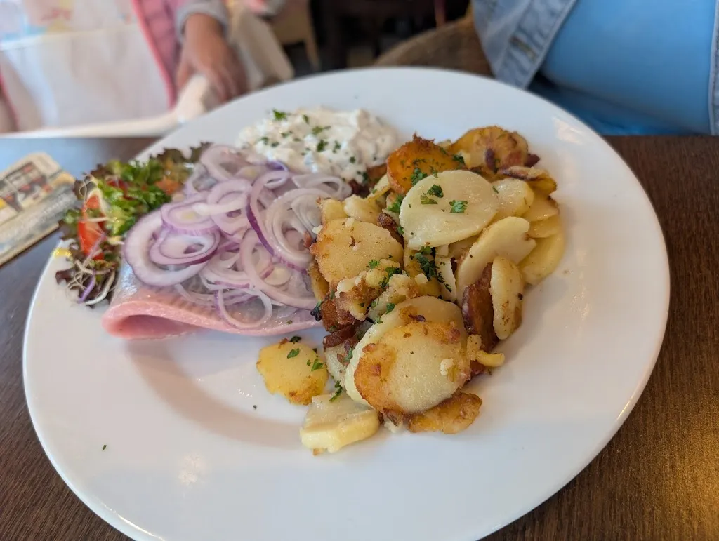 Adam Přáda_Schifferkrug Kuhle_Dranske_Bewertung