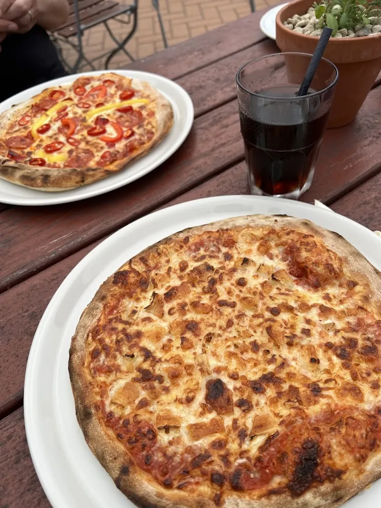 Mel Borchardt_Bodden Pizzeria_Dranske_review