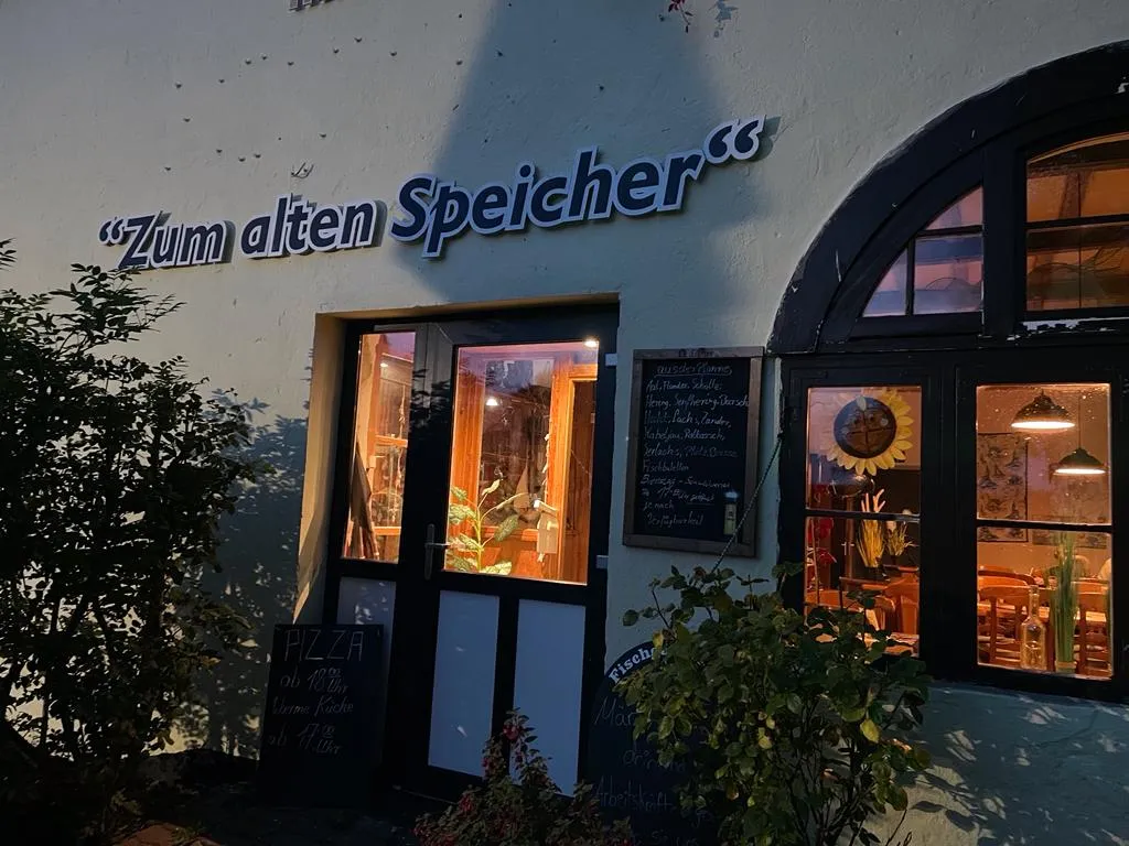 Gaststätte "Zum alten Speicher" restaurant in Dranske