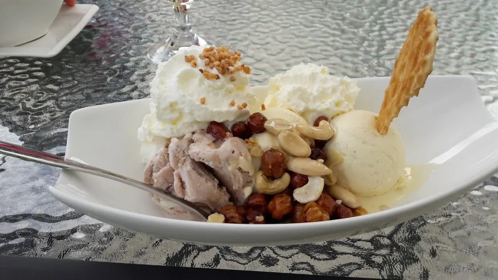 Cafe Drei Jahreszeiten_Gelbensande_slider_image_1