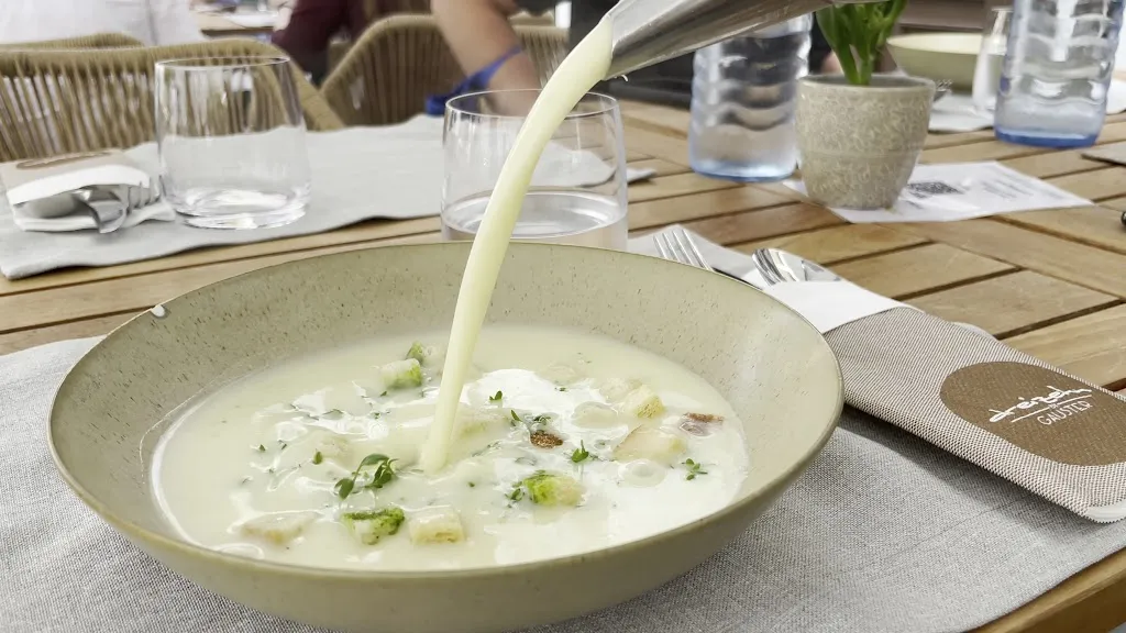 dreizehn by Gauster_Austria_slider_image_2