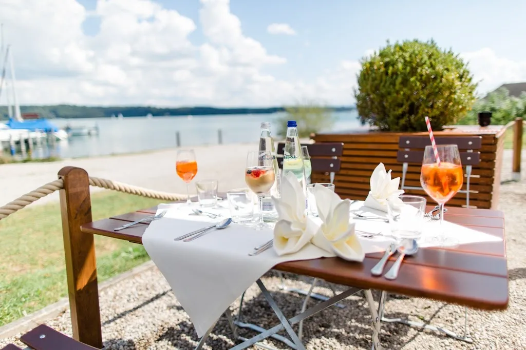 Forsthaus am See restaurant in Pöcking