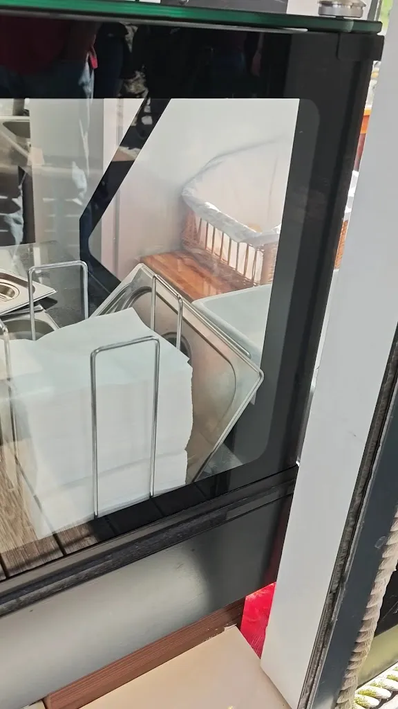 fisherman´s FUTTERKUTTER_Glowe_slider_image_2