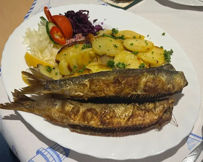 Uwe_Gaststätte Am Jasmunder Bodden_Glowe_recensione