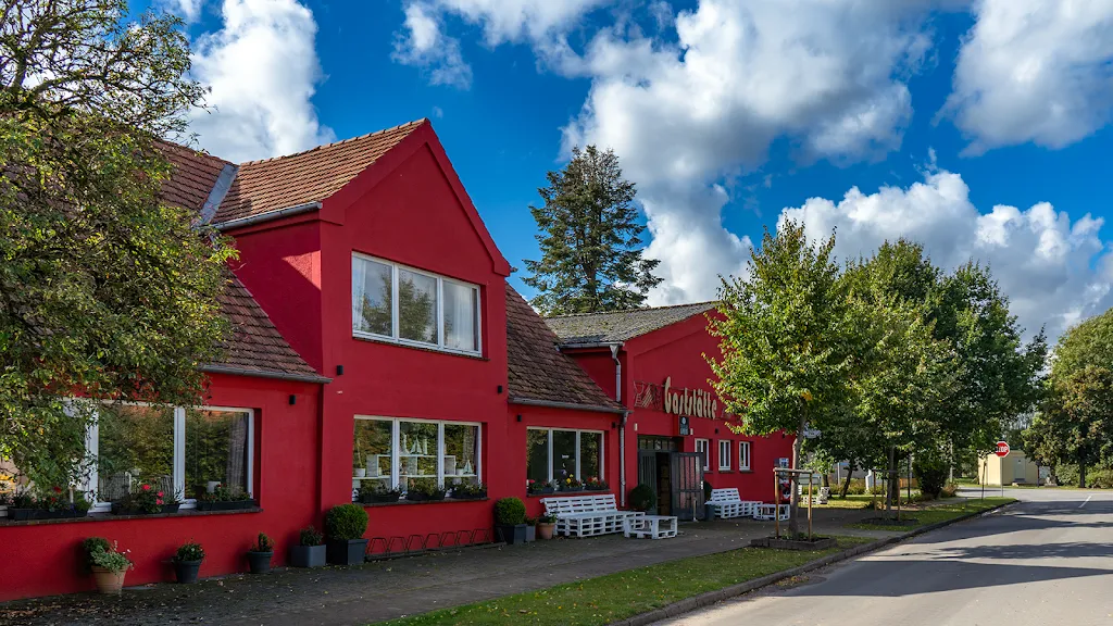 G70 // Gaststätte Sandy Twachtmann_Grebs-Niendorf_slider_image_3