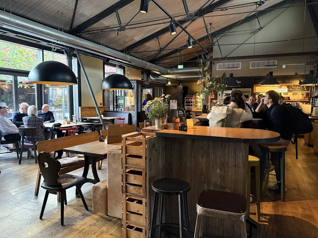 Tommaso CRESTO DINA_Altes Mädchen Ratsherrn Braugasthaus Hamburg_Hamburg_Bewertung