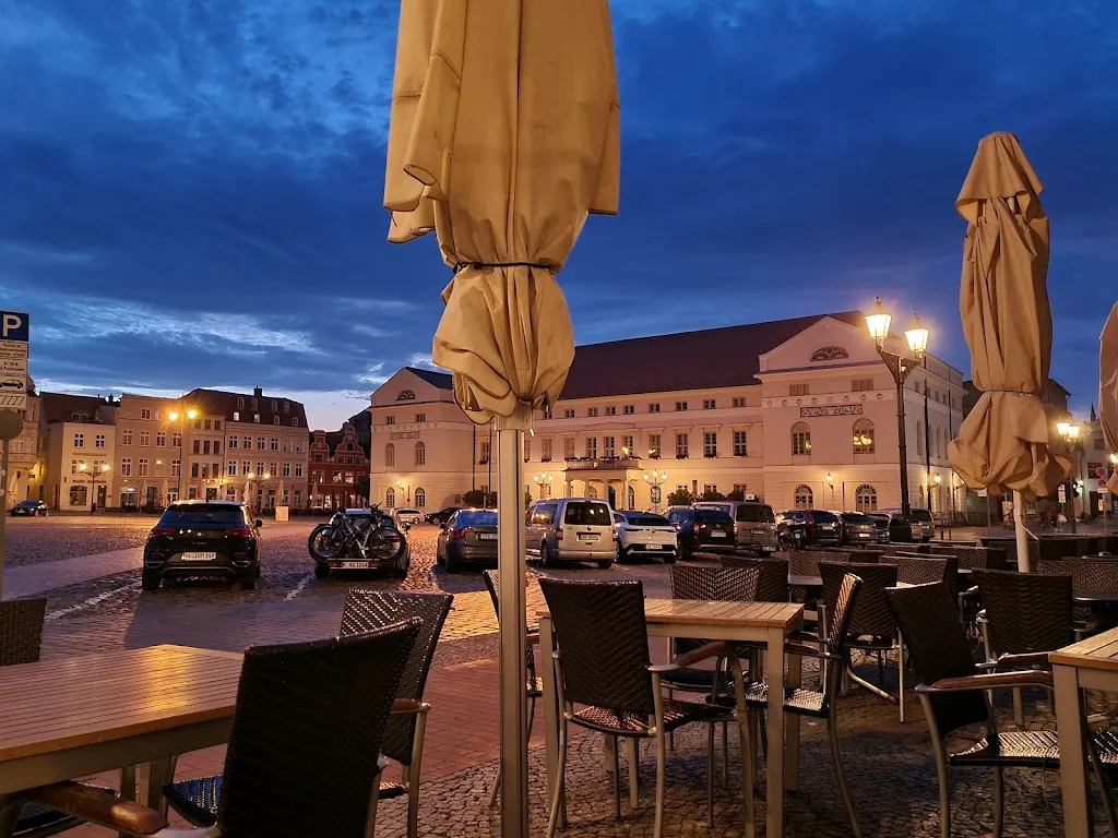 Phoenix Hotel Reuterhaus restaurant in Wismar