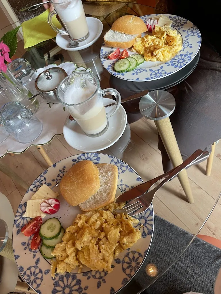 Moana Steffen_Kreihnsdörper Café-Stübchen_Grevesmühlen_review