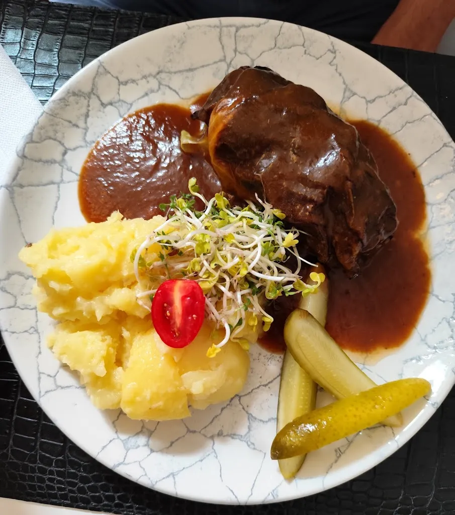 Ba Ba_HITZEGRAD_Klütz_review