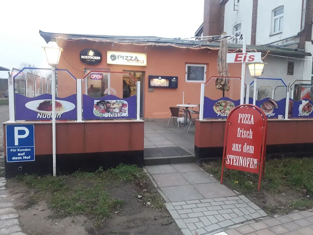 Pizza Hot Meal restaurant in Kavelstorf