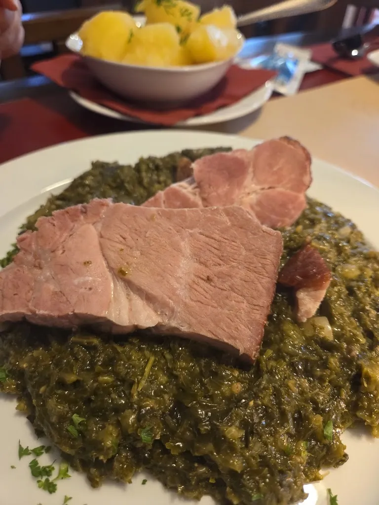 Cora Hommel_Gaststätte und Pension Schinkenkrug_Rostock_reseña