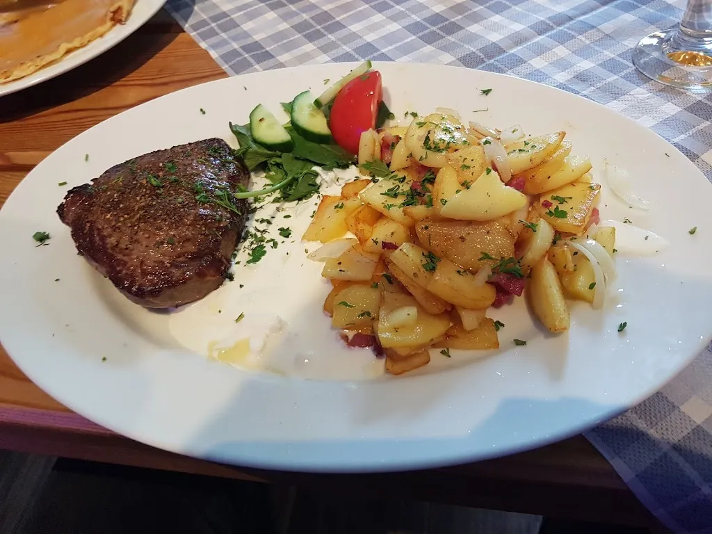 Restaurant Fischmarkt_Karlshagen_slider_image_3