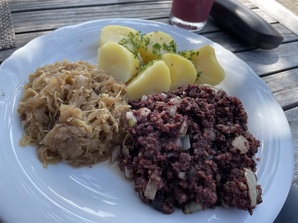 Oliver_Die Bilderkneipe Grieben_Hiddensee_review